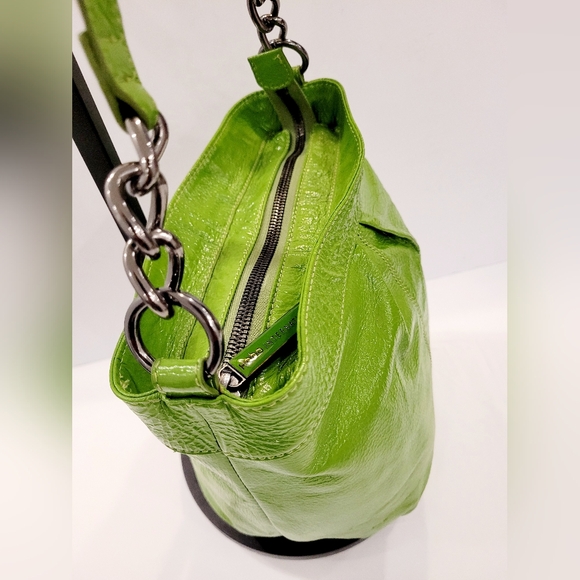 HOBO International Lime Green Patent Leathet - Picture 4 of 9